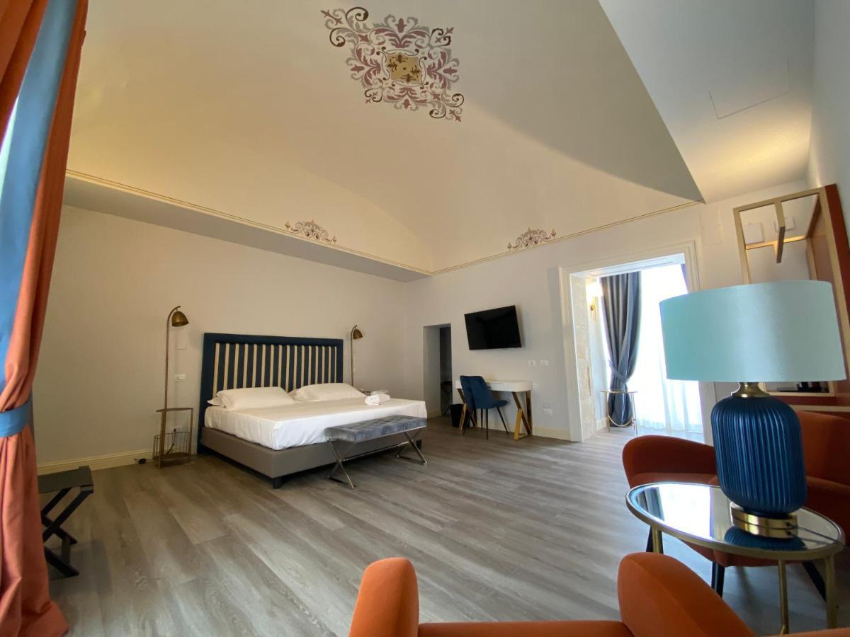 Lanterne Magiche Ortigia Suites Syracuse ภายนอก รูปภาพ