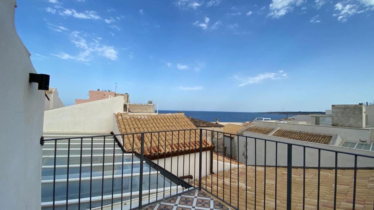Lanterne Magiche Ortigia Suites Syracuse ภายนอก รูปภาพ